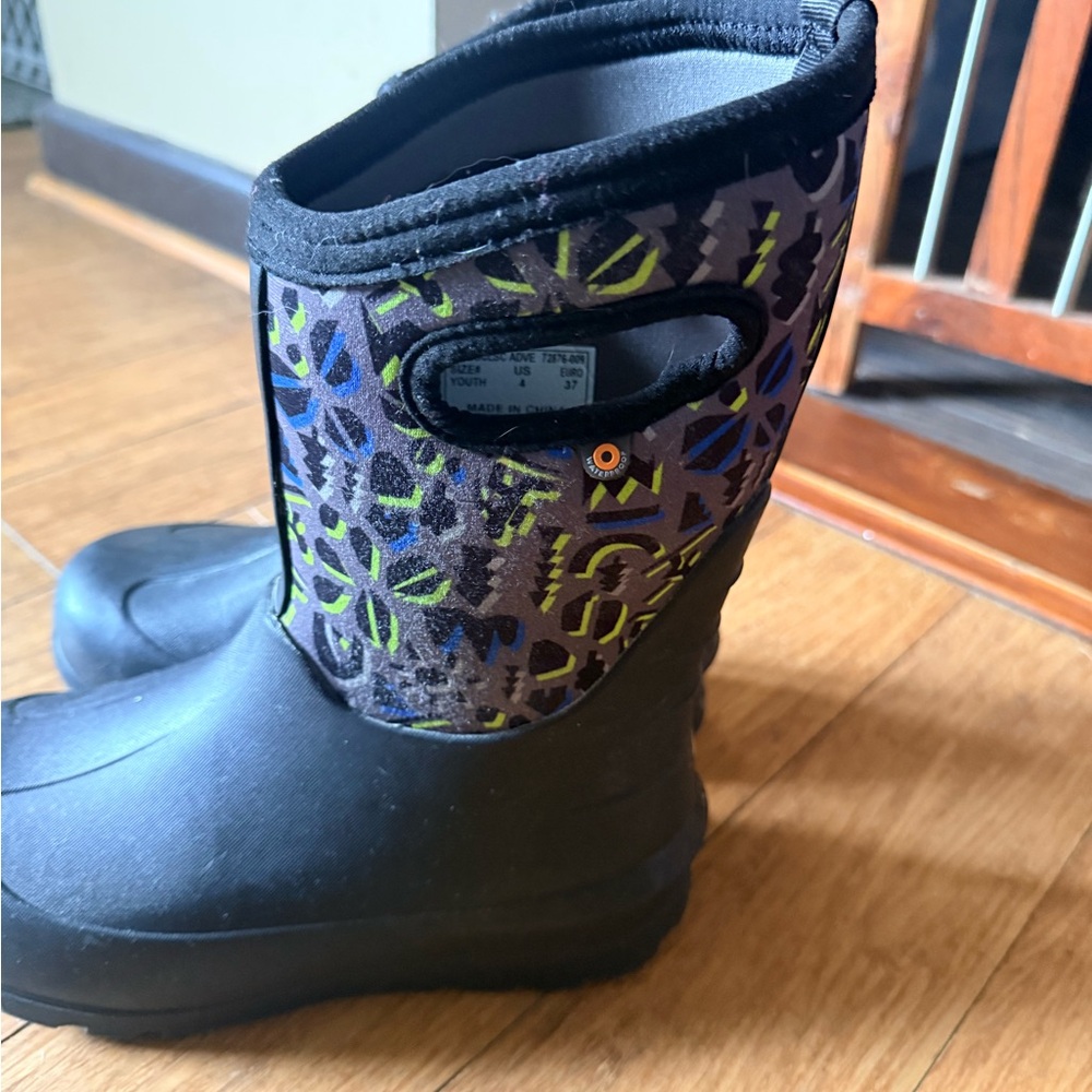 Bogs Kids' Neo-Classic Adventure waterproof rain boots in a black multi-pattern